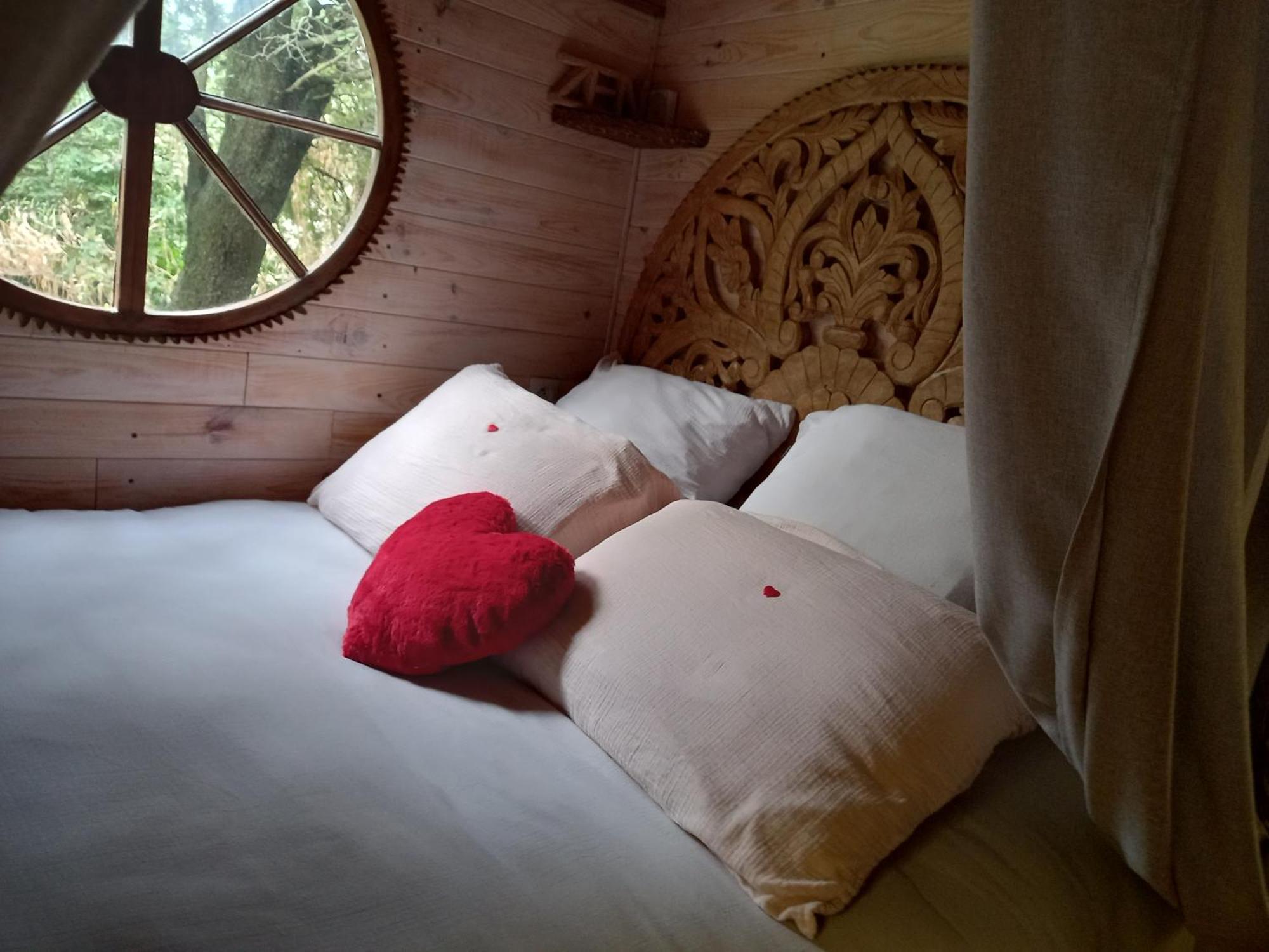 La Roulotte Du Petit Paradis Saint-Rémy-de-Provence エクステリア 写真